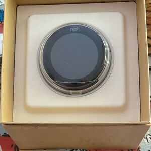 Nest Smart Thermostat in Black